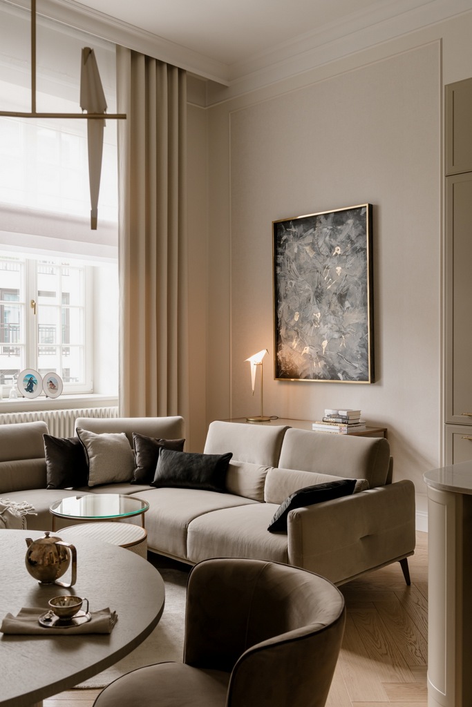 Drzwi wysokie w apartamencie – zdjęcie 7
